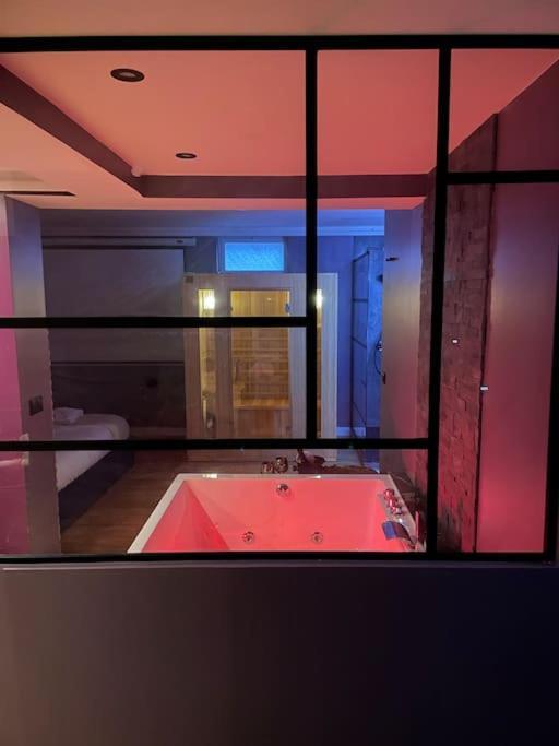 Le Cocon Des Granges - Suite Sauna Jaccuzi Spa Bonnieres-sur-Seine Экстерьер фото