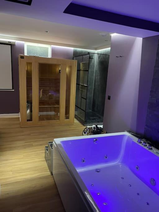 Le Cocon Des Granges - Suite Sauna Jaccuzi Spa Bonnieres-sur-Seine Экстерьер фото