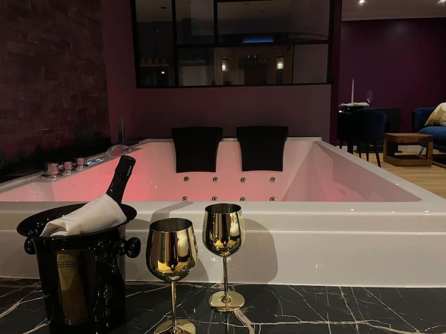 Le Cocon Des Granges - Suite Sauna Jaccuzi Spa Bonnieres-sur-Seine Экстерьер фото